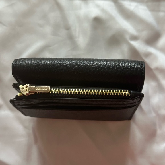 Coach Wallet - Picture 11 of 13